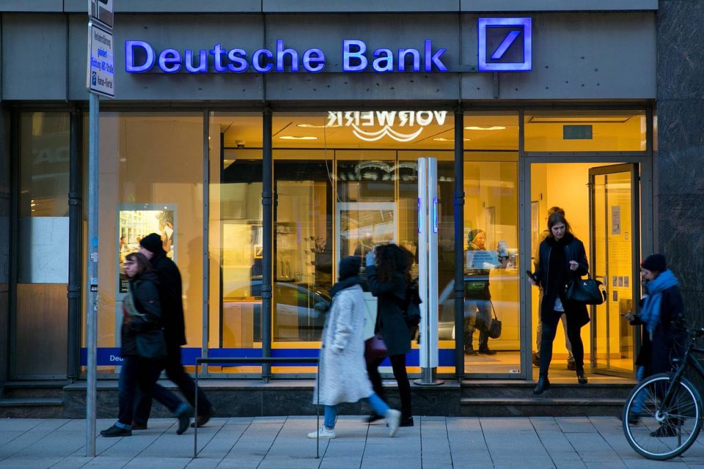 Vom Sparen zum Investieren: Moderner Bank- und Finanzratgeber